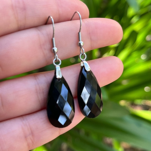 Stainless steel facated‎ black obsidian earrings - Picture 7 of 8
